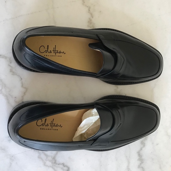 NWOT COLE HAAN BLACK LEATHER PENNY LOAFER - Picture 6 of 10